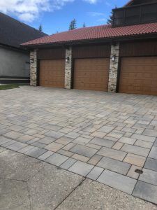 QUALITY PAVING STONE
