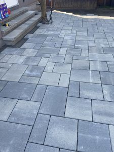 QUALITY PAVING STONE